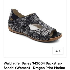 Waldlaufer Women's Backstrap Sandal - Black Dragon Print NWOB